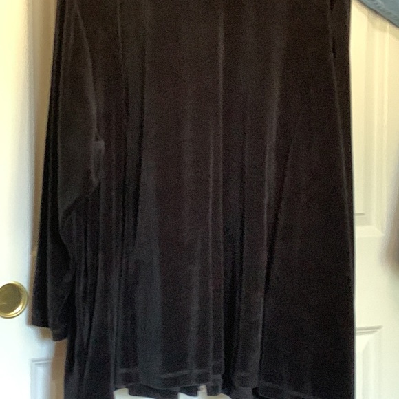 Catherines Black Velvet Hoodie long sleeve - Picture 9 of 10